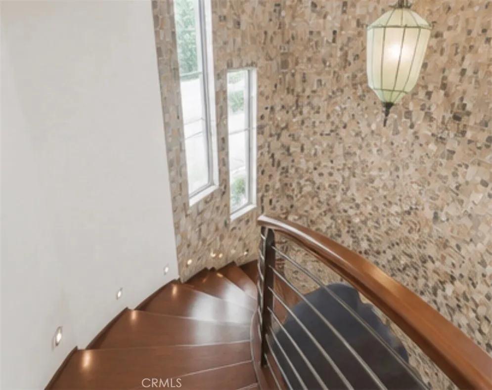 5455 E Sorrento Drive Long Beach, CA 90803