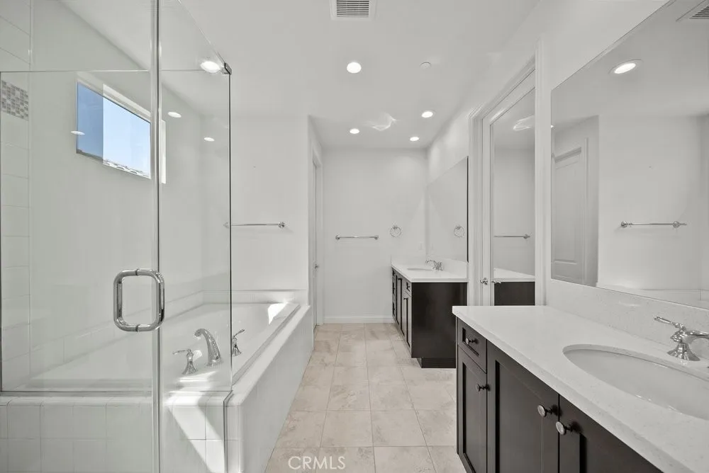 20752 Spruce Porter Ranch, CA 91326