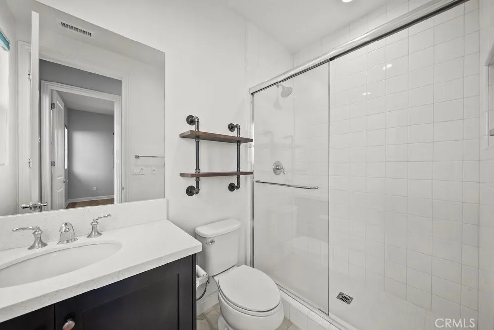 20752 Spruce Porter Ranch, CA 91326