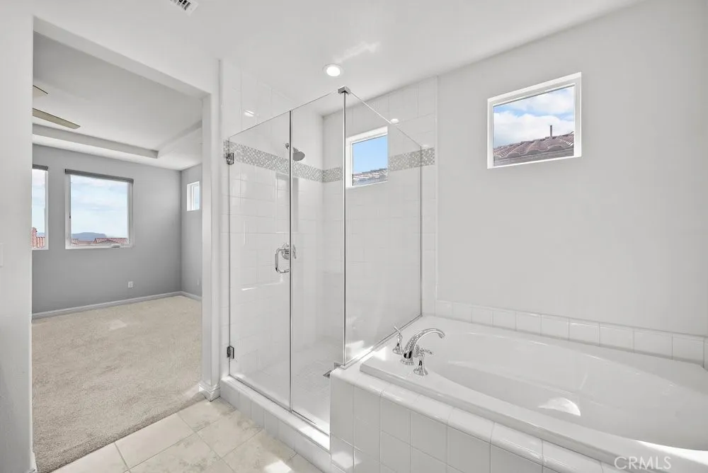 20752 Spruce Porter Ranch, CA 91326