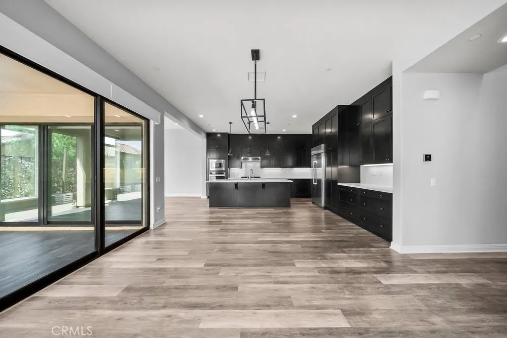 20752 Spruce Porter Ranch, CA 91326