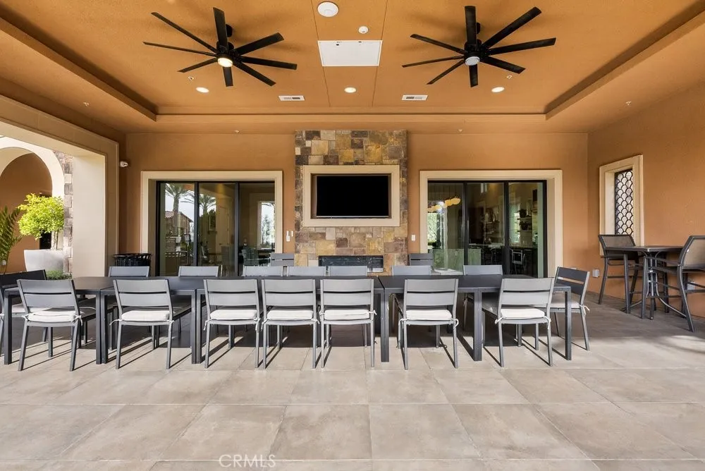 20752 Spruce Porter Ranch, CA 91326