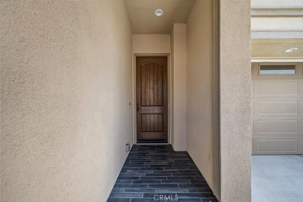 20752 Spruce Porter Ranch, CA 91326