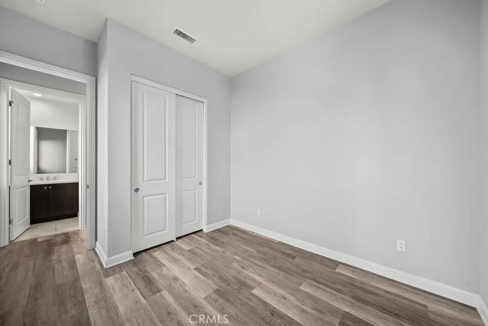 20752 Spruce Porter Ranch, CA 91326