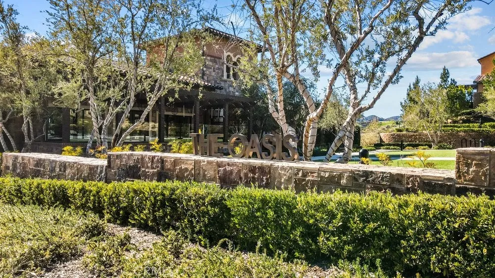 20752 Spruce Porter Ranch, CA 91326