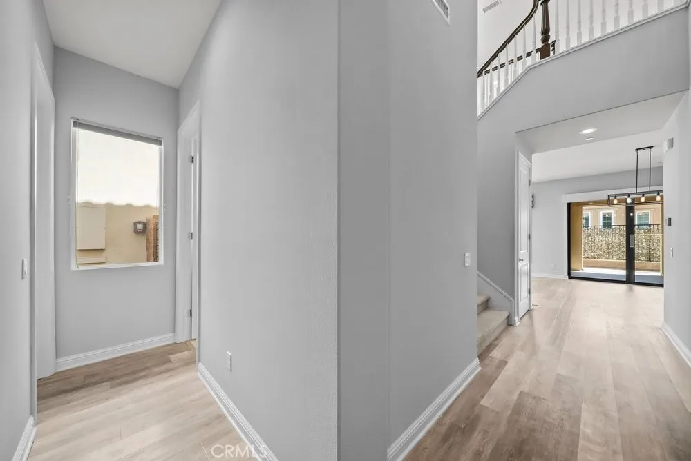 20752 Spruce Porter Ranch, CA 91326