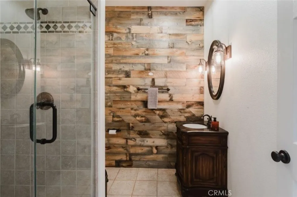 9753 Elizabeth Lake Road Leona Valley, CA 93551
