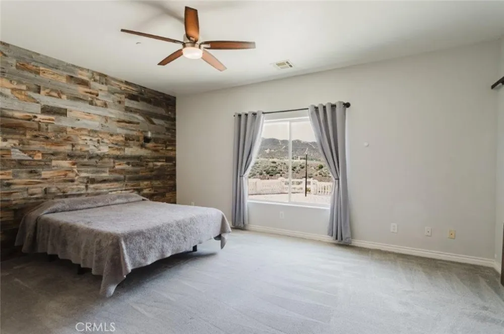 9753 Elizabeth Lake Road Leona Valley, CA 93551