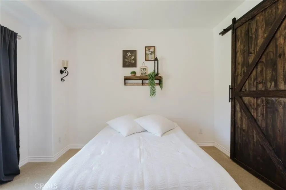 9753 Elizabeth Lake Road Leona Valley, CA 93551