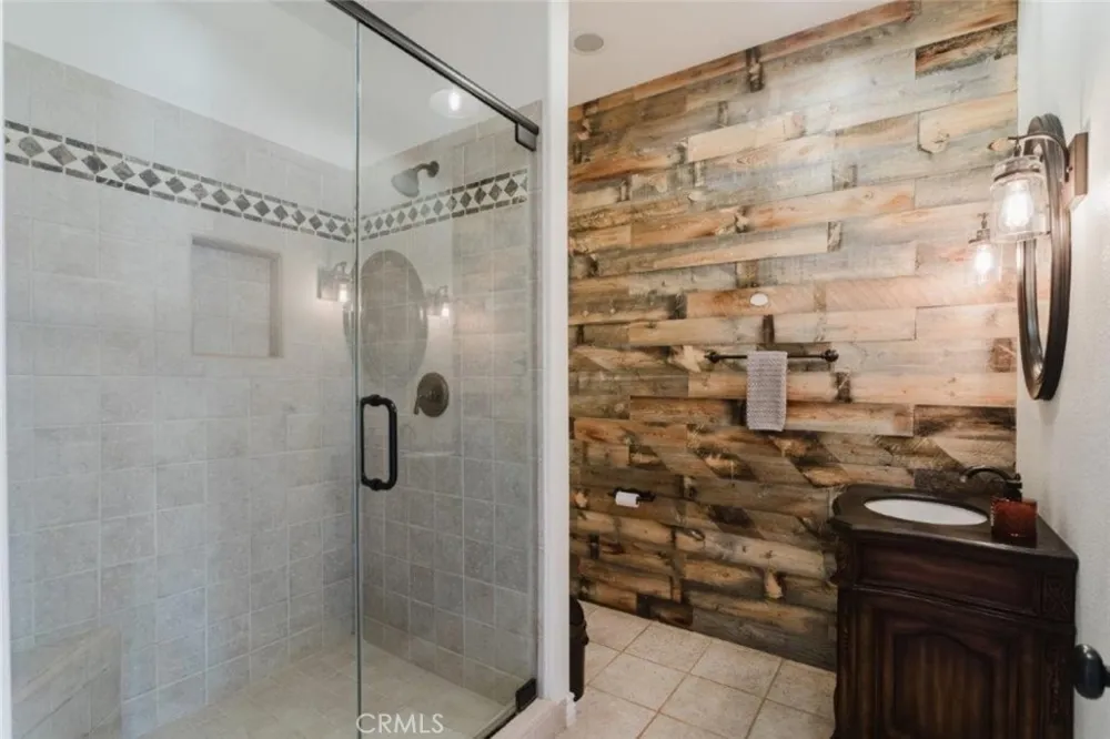 9753 Elizabeth Lake Road Leona Valley, CA 93551