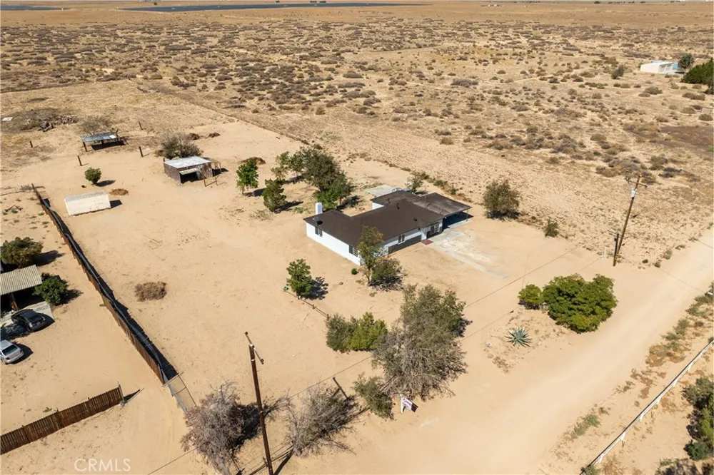 48225 93rd St W Antelope Acres, CA 93536