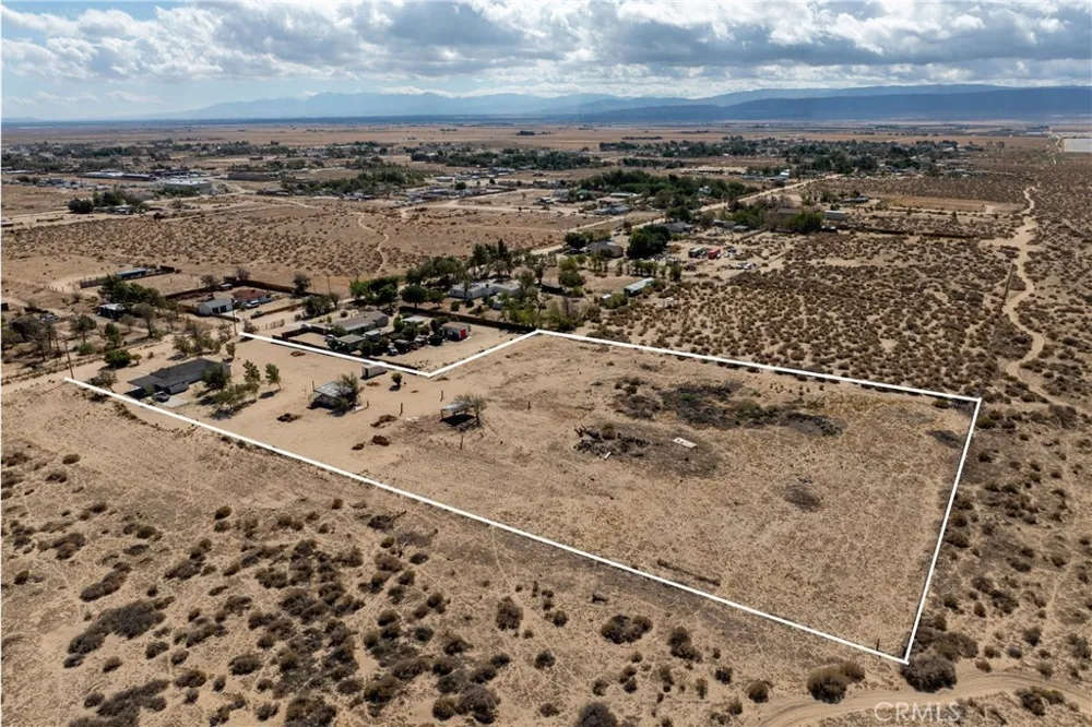 48225 93rd St W Antelope Acres, CA 93536