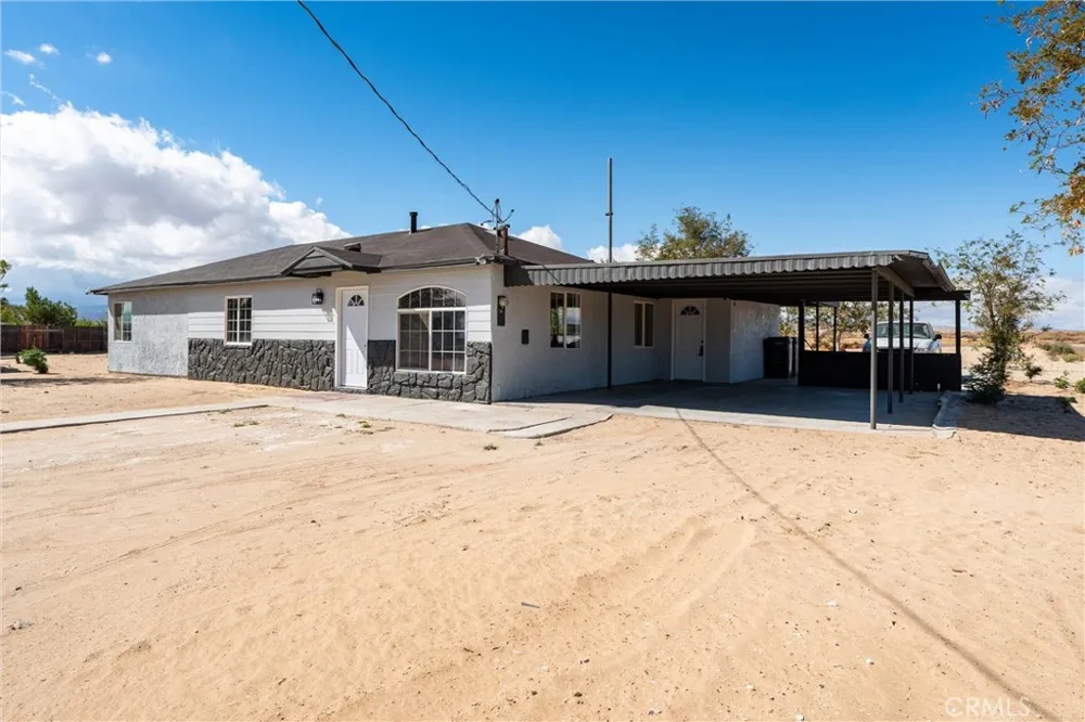 48225 93rd St W Antelope Acres, CA 93536