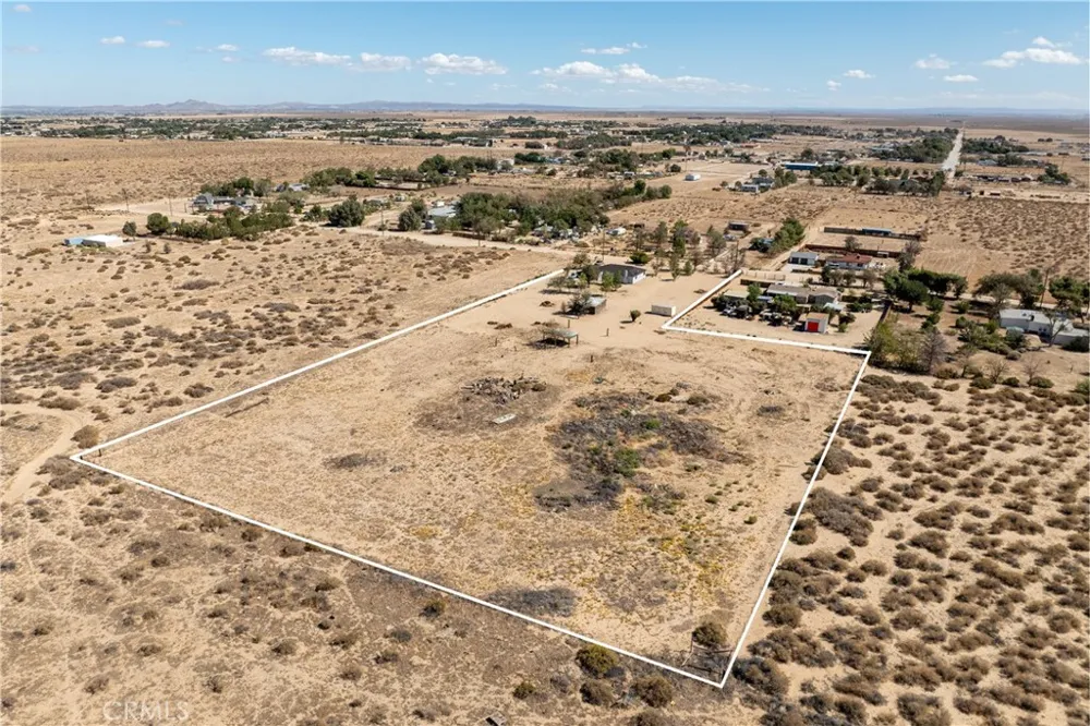 48225 93rd St W Antelope Acres, CA 93536