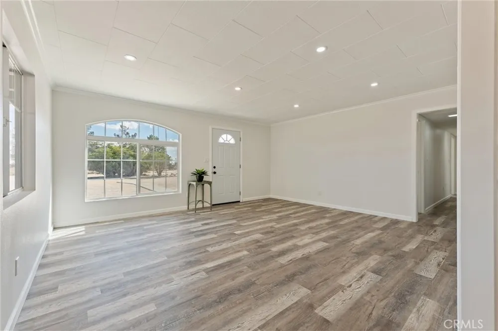 48225 93rd St W Antelope Acres, CA 93536