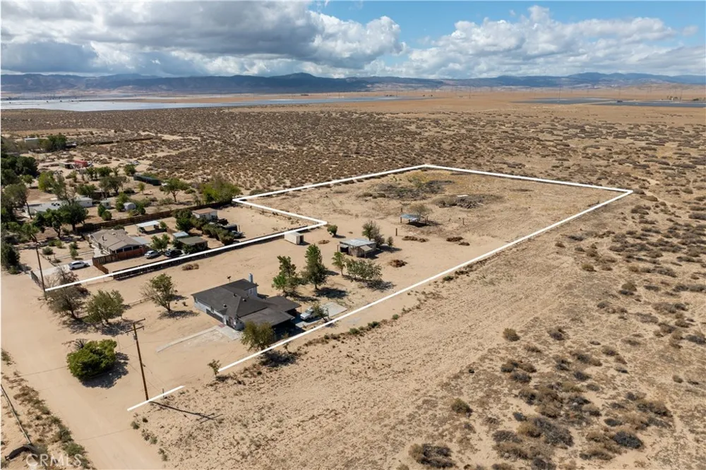 48225 93rd St W Antelope Acres, CA 93536