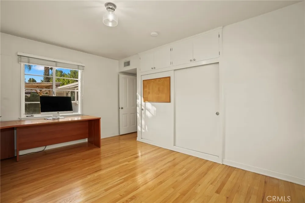 9419 Creemore Drive Tujunga, CA 91042