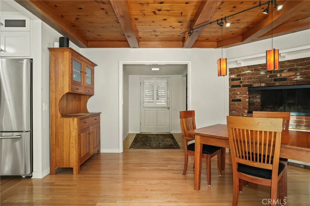9419 Creemore Drive Tujunga, CA 91042