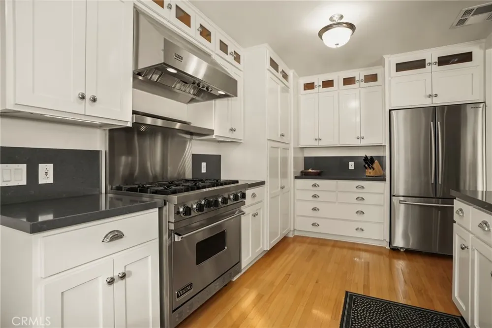 9419 Creemore Drive Tujunga, CA 91042