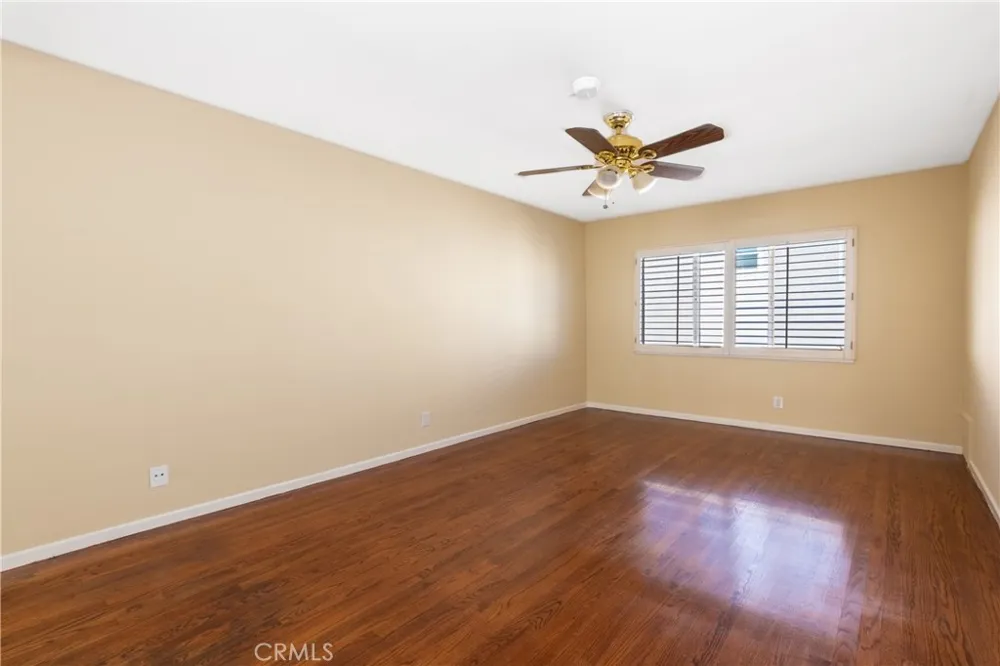 1615 Laurel Avenue #203 Los Angeles, CA 90046