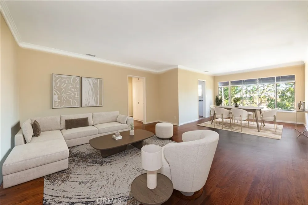 1615 Laurel Avenue #203 Los Angeles, CA 90046