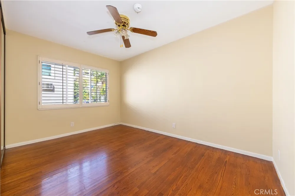 1615 Laurel Avenue #203 Los Angeles, CA 90046