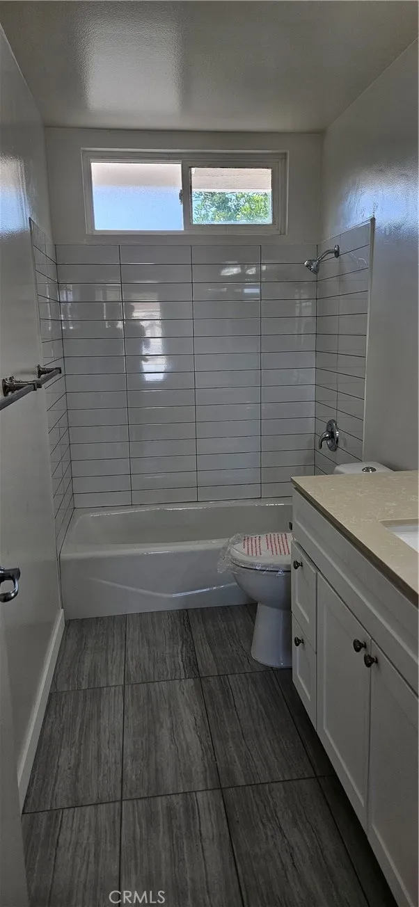 10139 Hanna Los Angeles, CA 91311