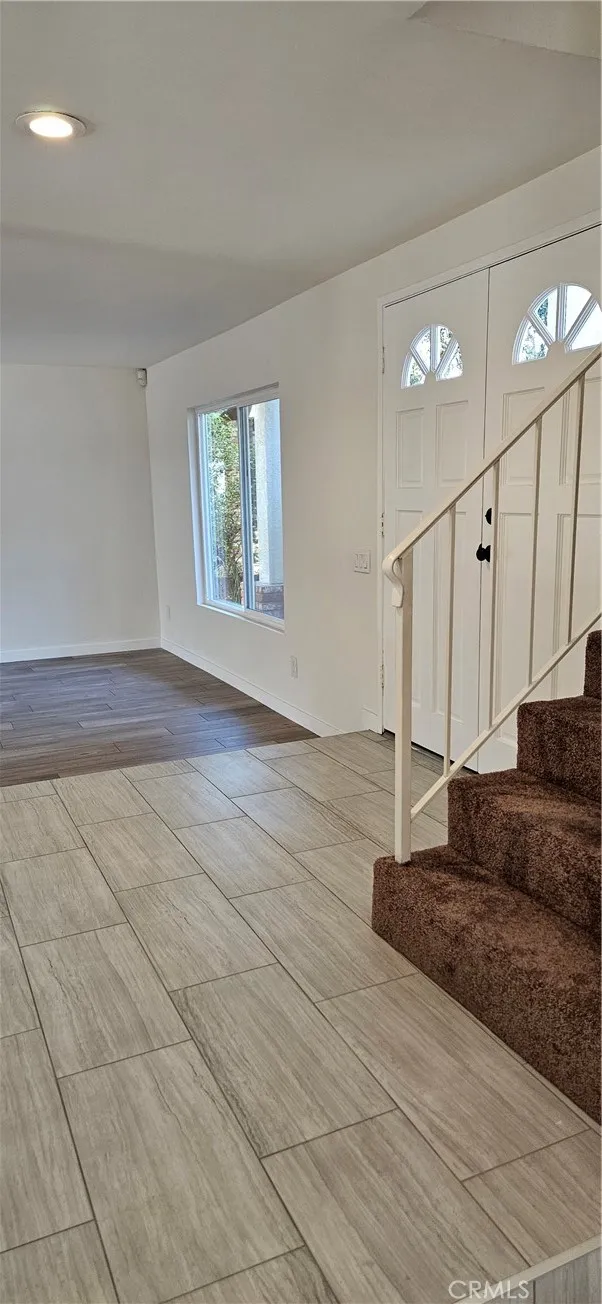 10139 Hanna Los Angeles, CA 91311