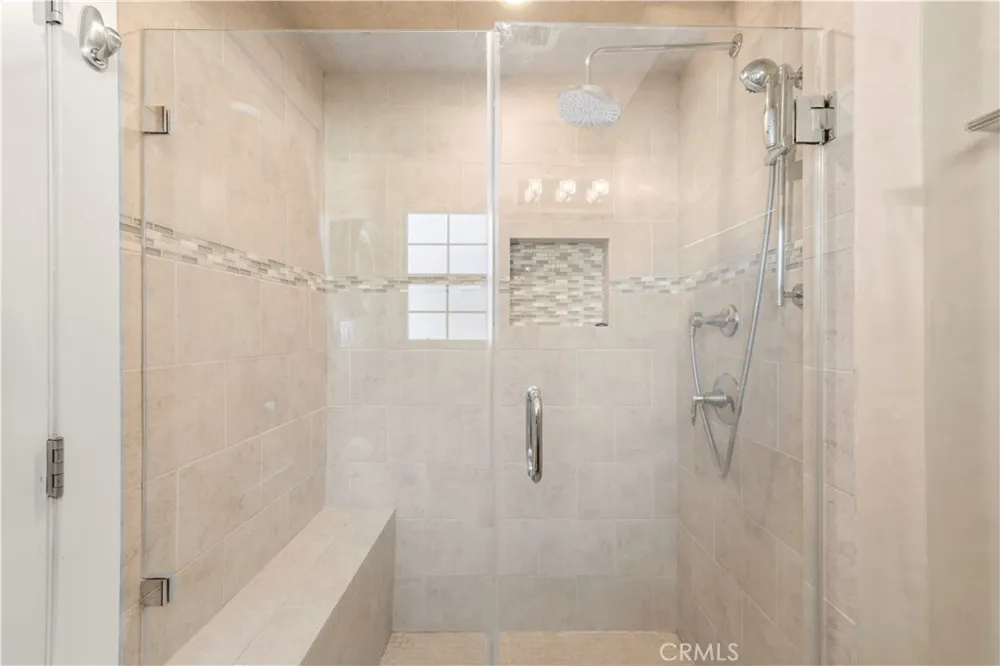 20442 Enadia Winnetka, CA 91306