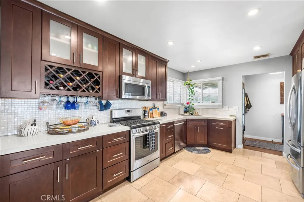 20442 Enadia Winnetka, CA 91306