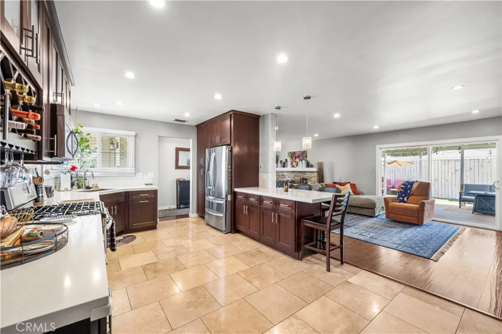 20442 Enadia Winnetka, CA 91306