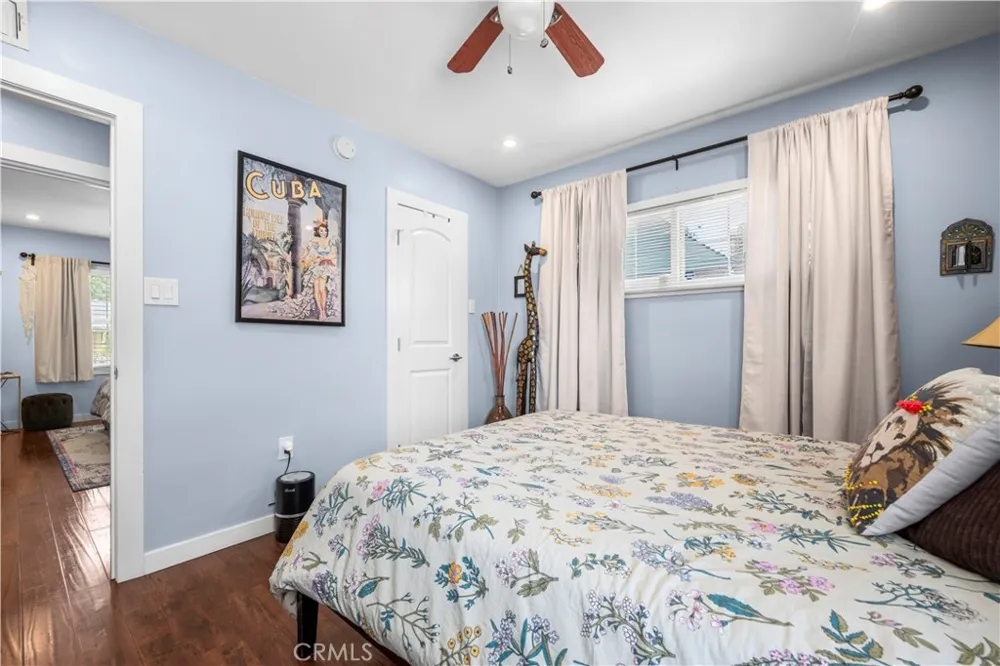 20442 Enadia Winnetka, CA 91306