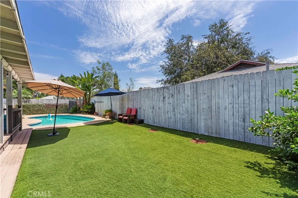 20442 Enadia Winnetka, CA 91306