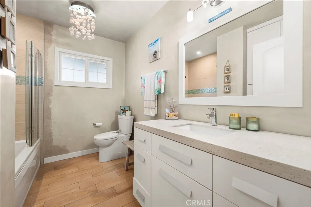 20442 Enadia Winnetka, CA 91306