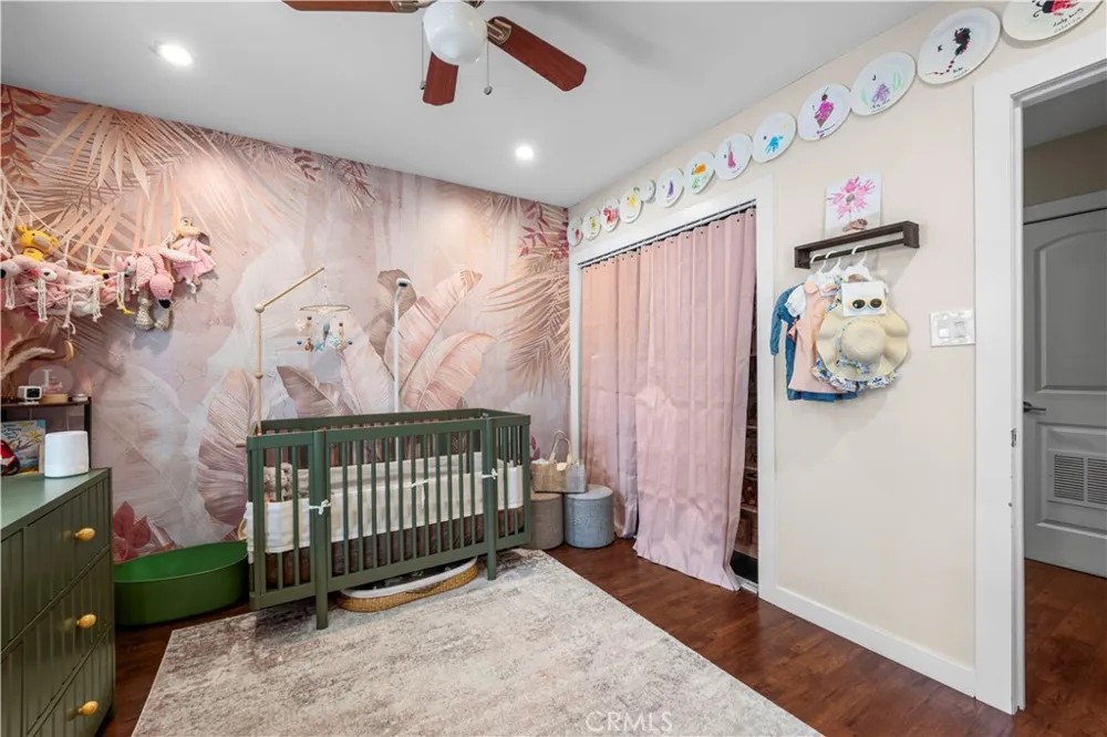 20442 Enadia Winnetka, CA 91306