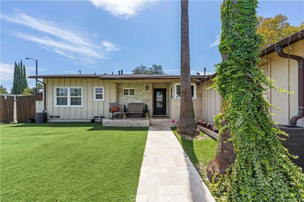 20442 Enadia Winnetka, CA 91306