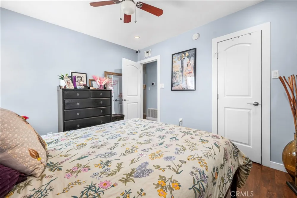 20442 Enadia Winnetka, CA 91306