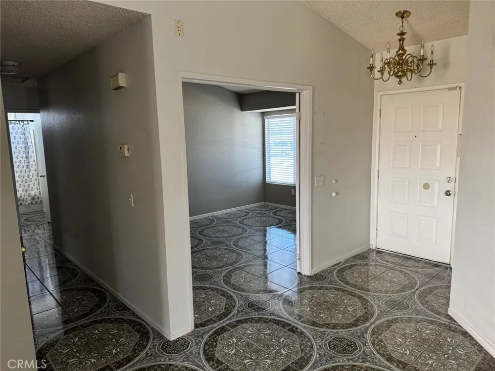 1229 Onyx Palmdale, CA 93550