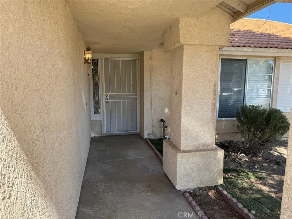 1229 Onyx Palmdale, CA 93550