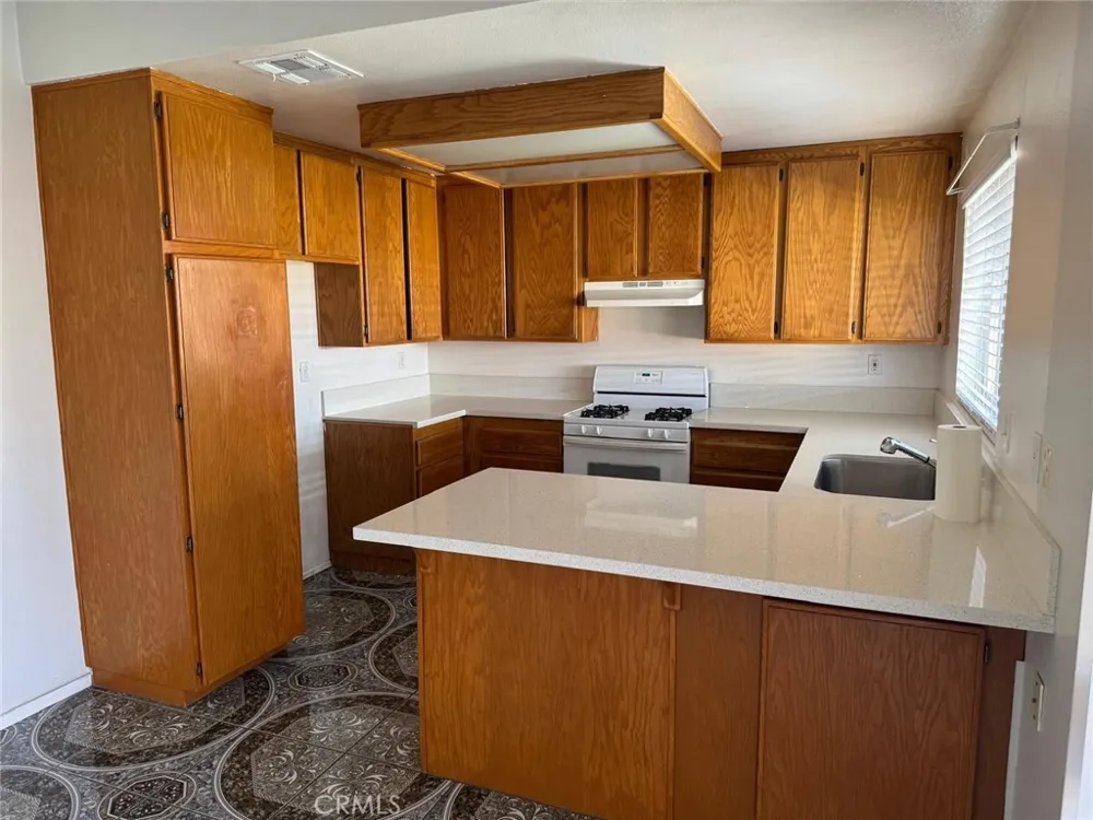 1229 Onyx Palmdale, CA 93550