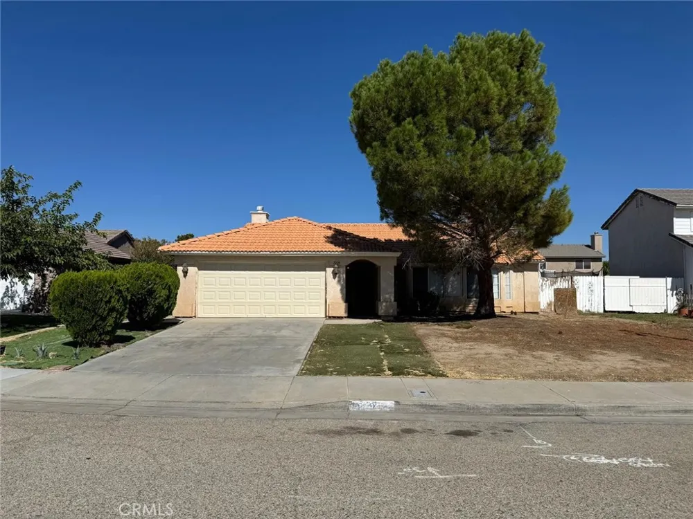 1229 Onyx Palmdale, CA 93550