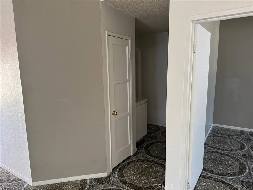 1229 Onyx Palmdale, CA 93550