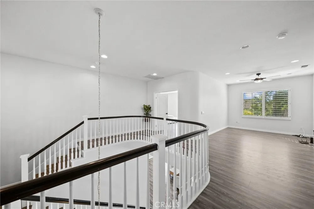 28251 Infinity Saugus, CA 91390