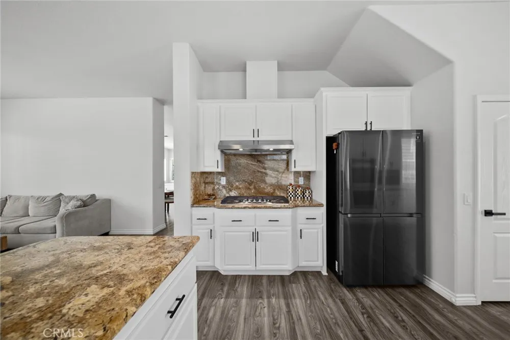 28251 Infinity Saugus, CA 91390