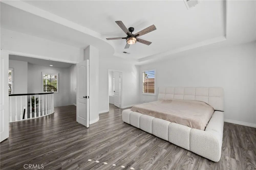 28251 Infinity Saugus, CA 91390