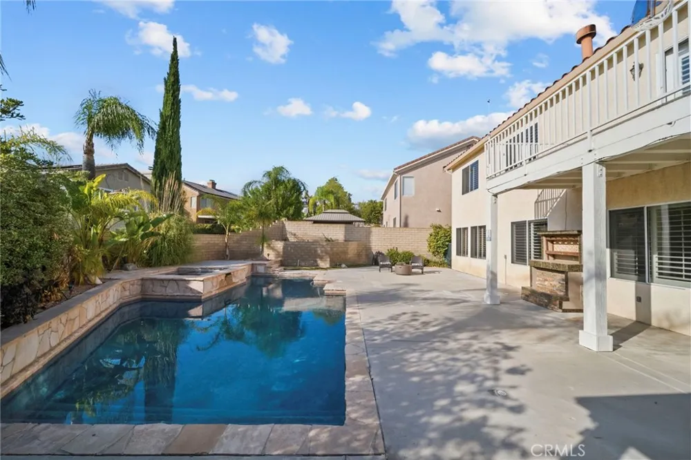 28251 Infinity Saugus, CA 91390