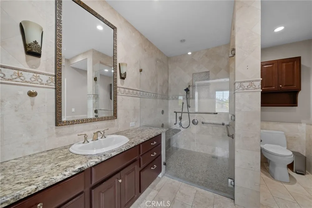 28251 Infinity Saugus, CA 91390