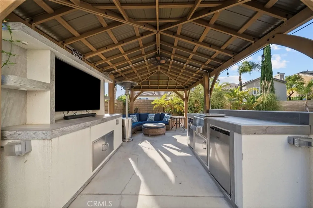 28251 Infinity Saugus, CA 91390