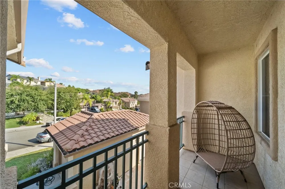 28251 Infinity Saugus, CA 91390