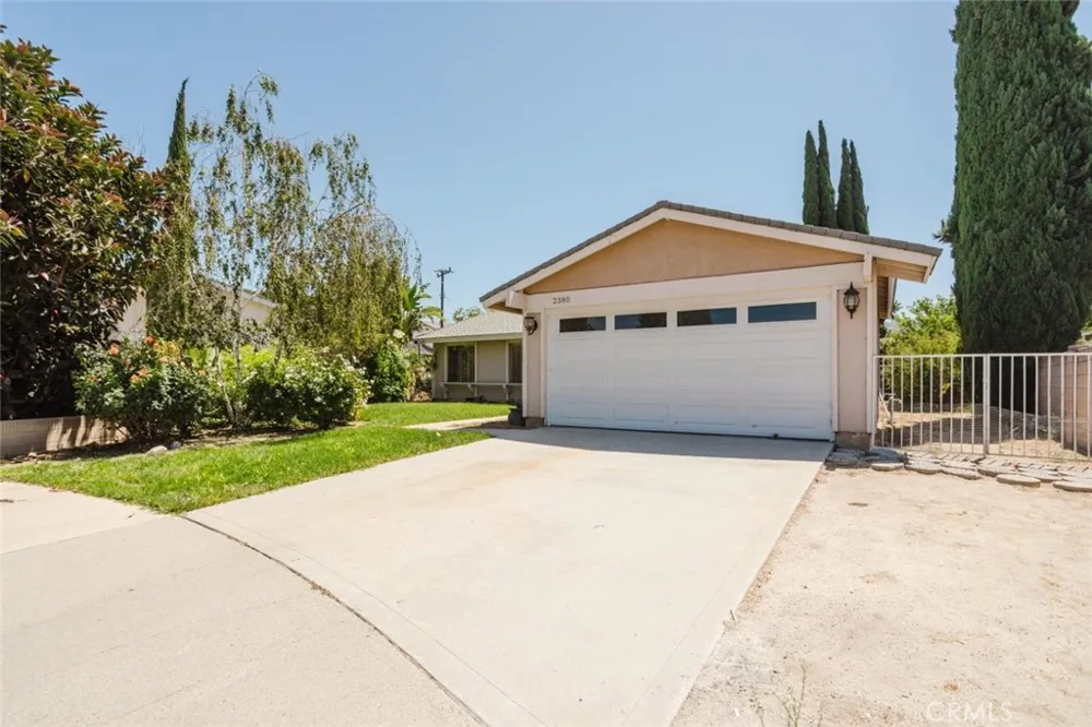 2380 Bryson Place Simi Valley, CA 93065